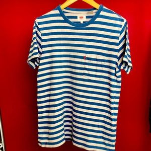 Levi’s striped tee